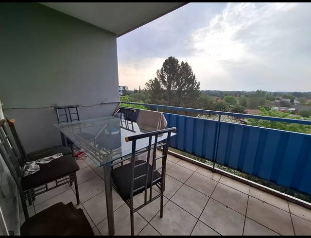 2 BEDROOM FLAT FOR SALE IN ARCON PARK